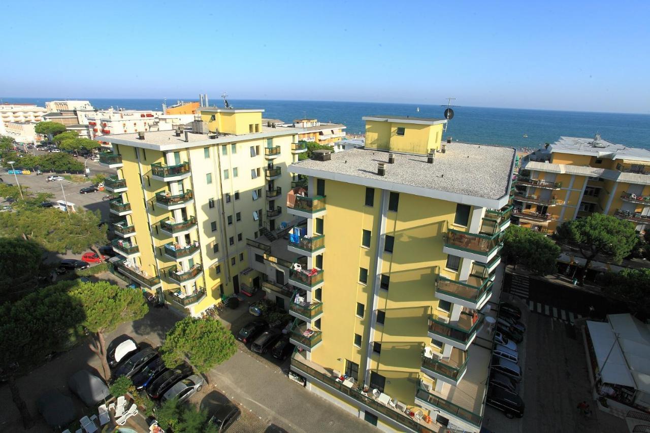 Costa Del Sol Lägenhet Lido di Jesolo Exteriör bild